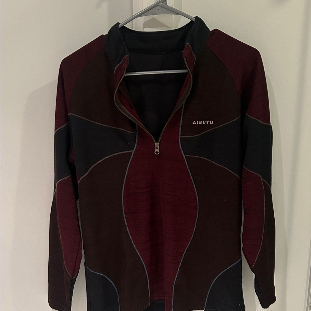 Men's Burgundy and Black quarter zip/sweatshirt